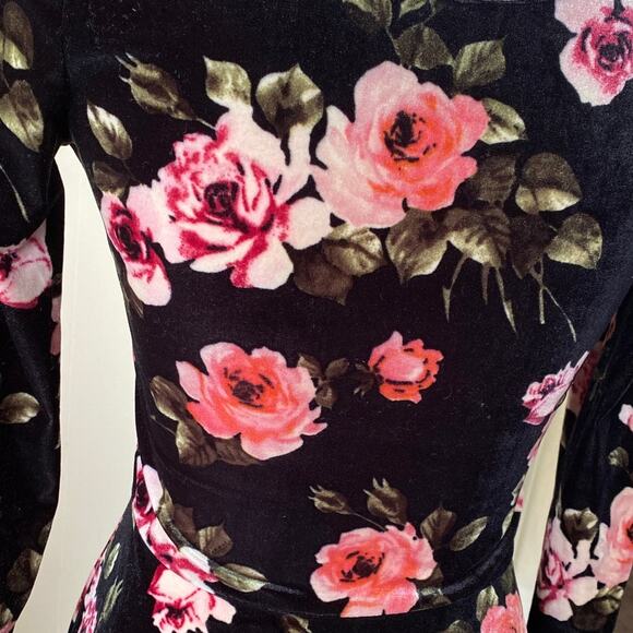 Women's Floral Velvet Skater Dress Small Fit n Flare Long Sleeve Winter Witchy - Picture 2 of 10